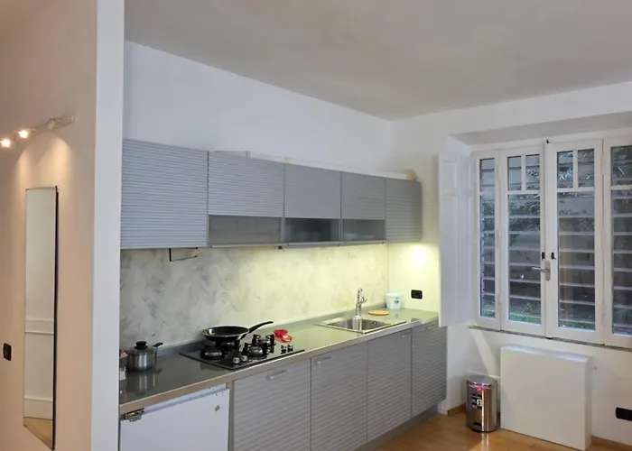 Apartment San Pietro Station 2 *